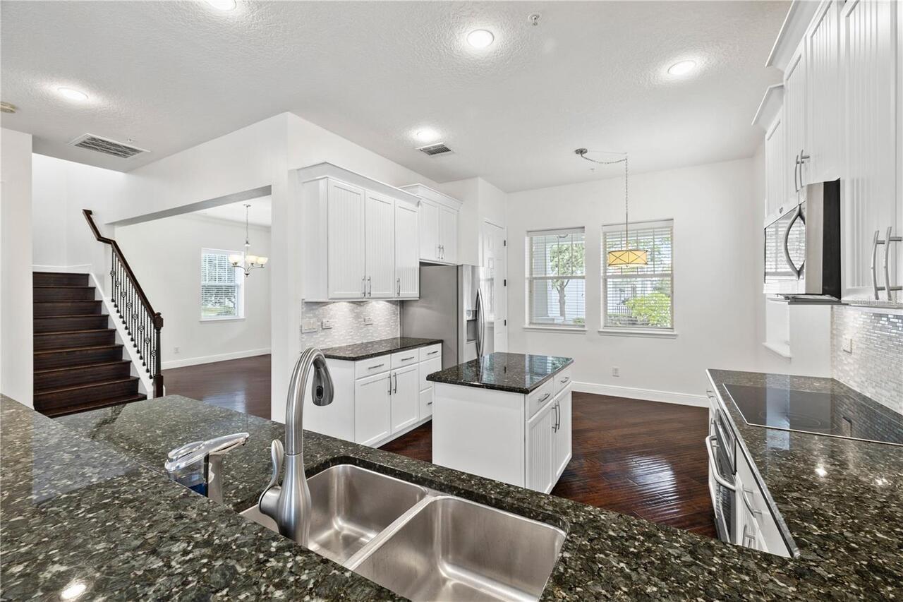 Listing Photo 17
