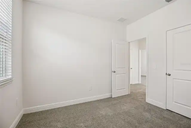 Listing Photo 34