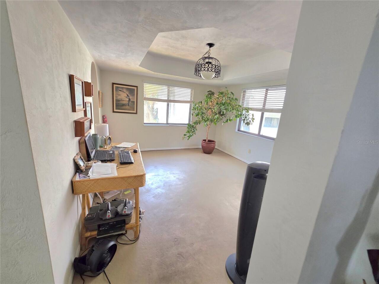 Listing Photo 8
