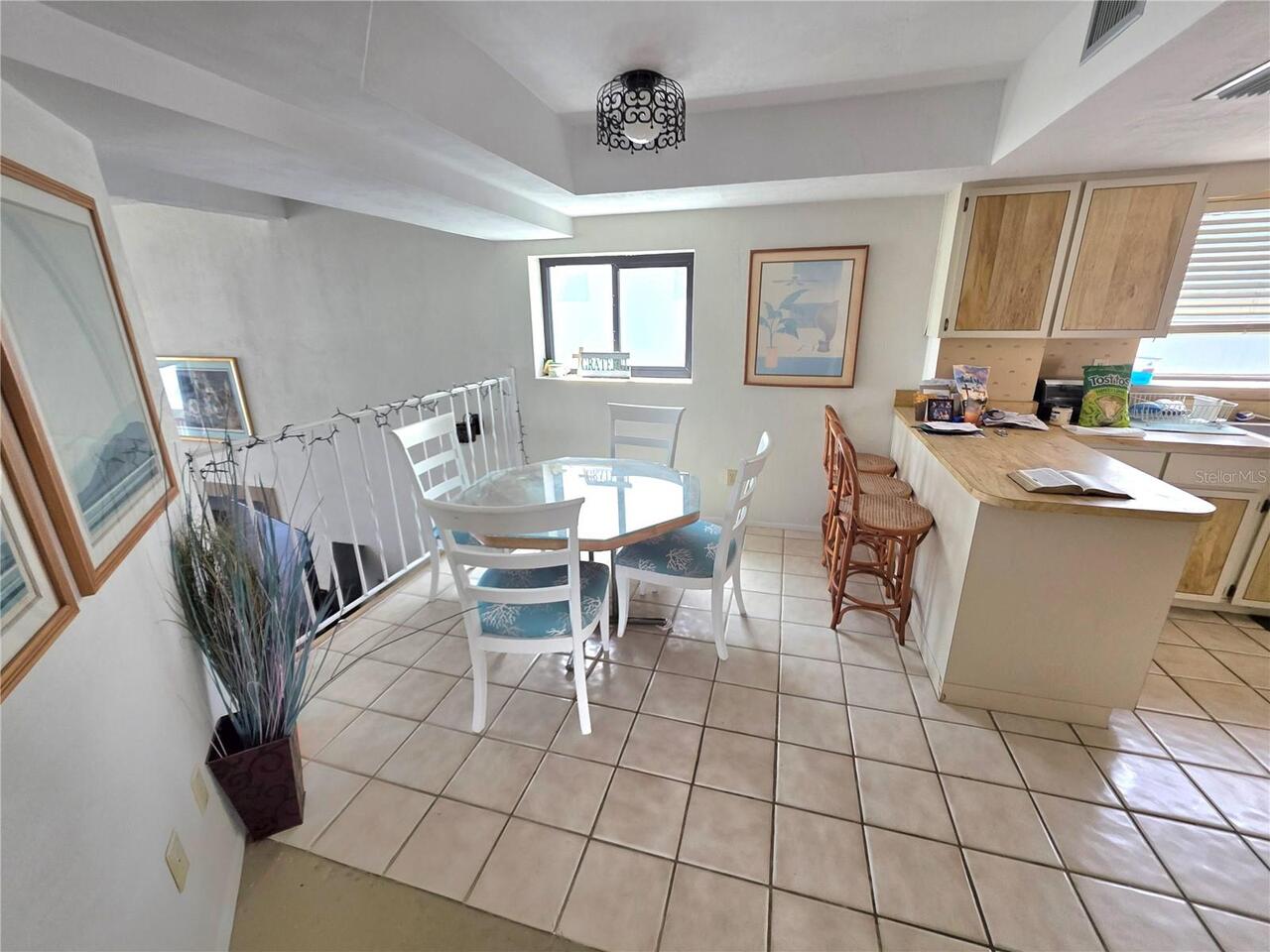 Listing Photo 12
