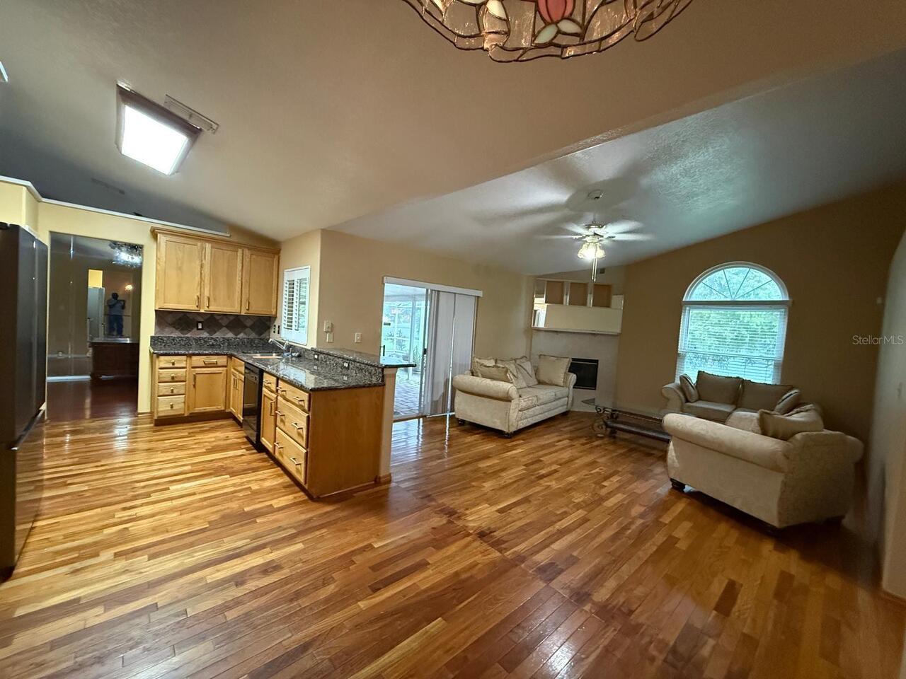 Listing Photo 15