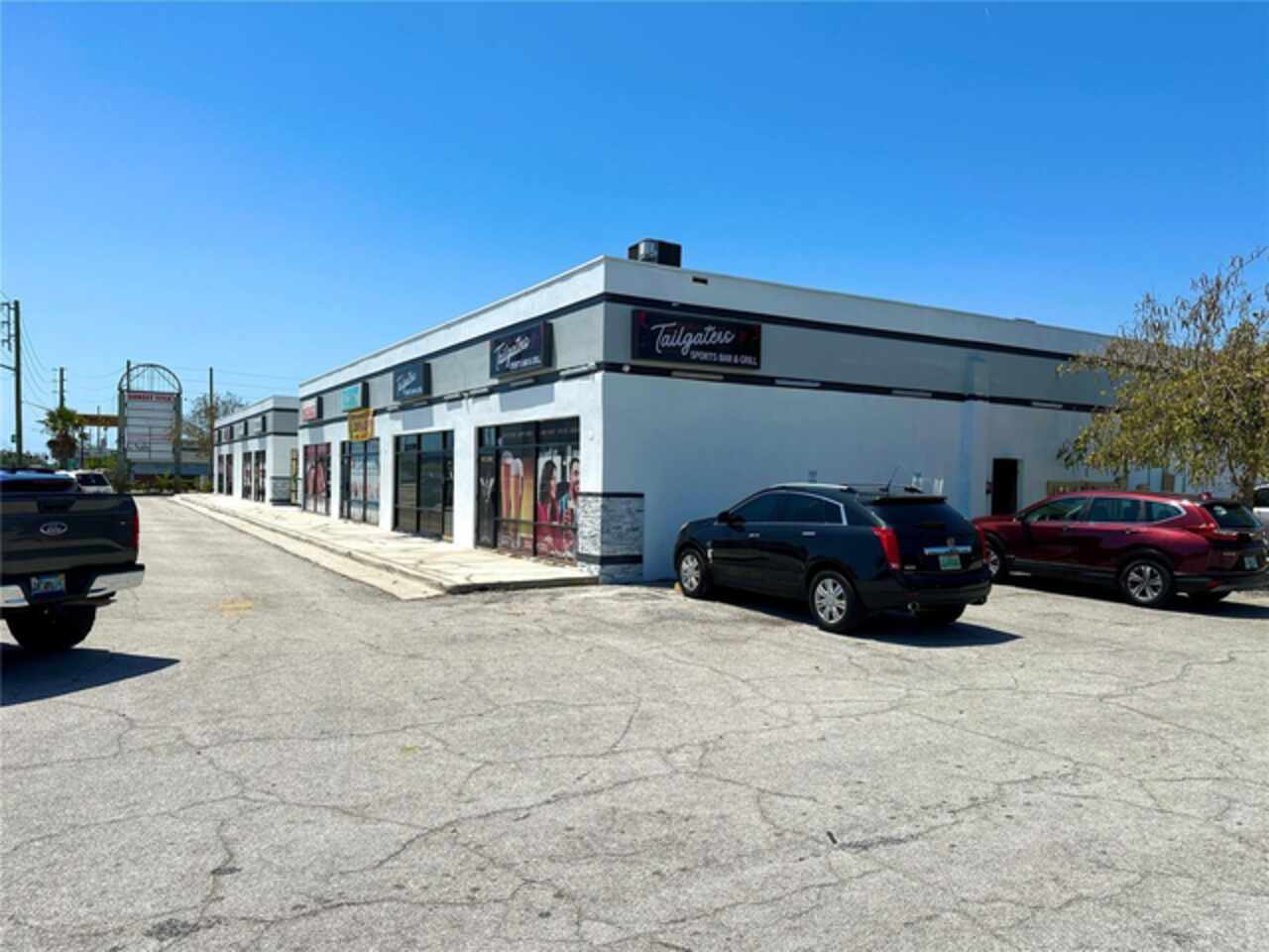 Listing Photo 11