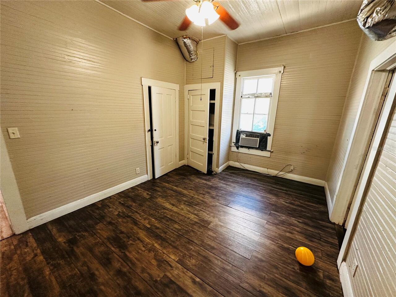 Listing Photo 16
