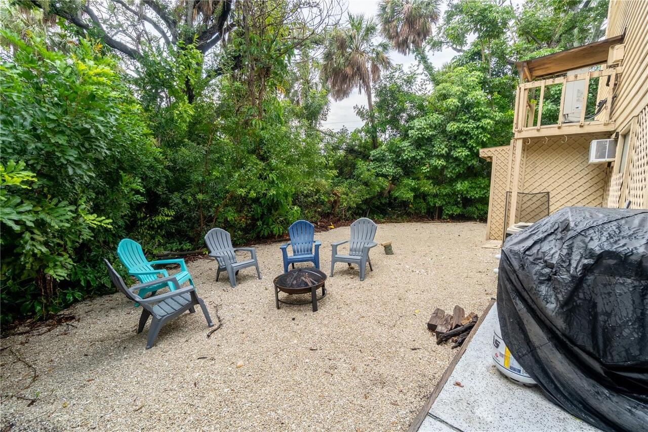 Listing Photo 12
