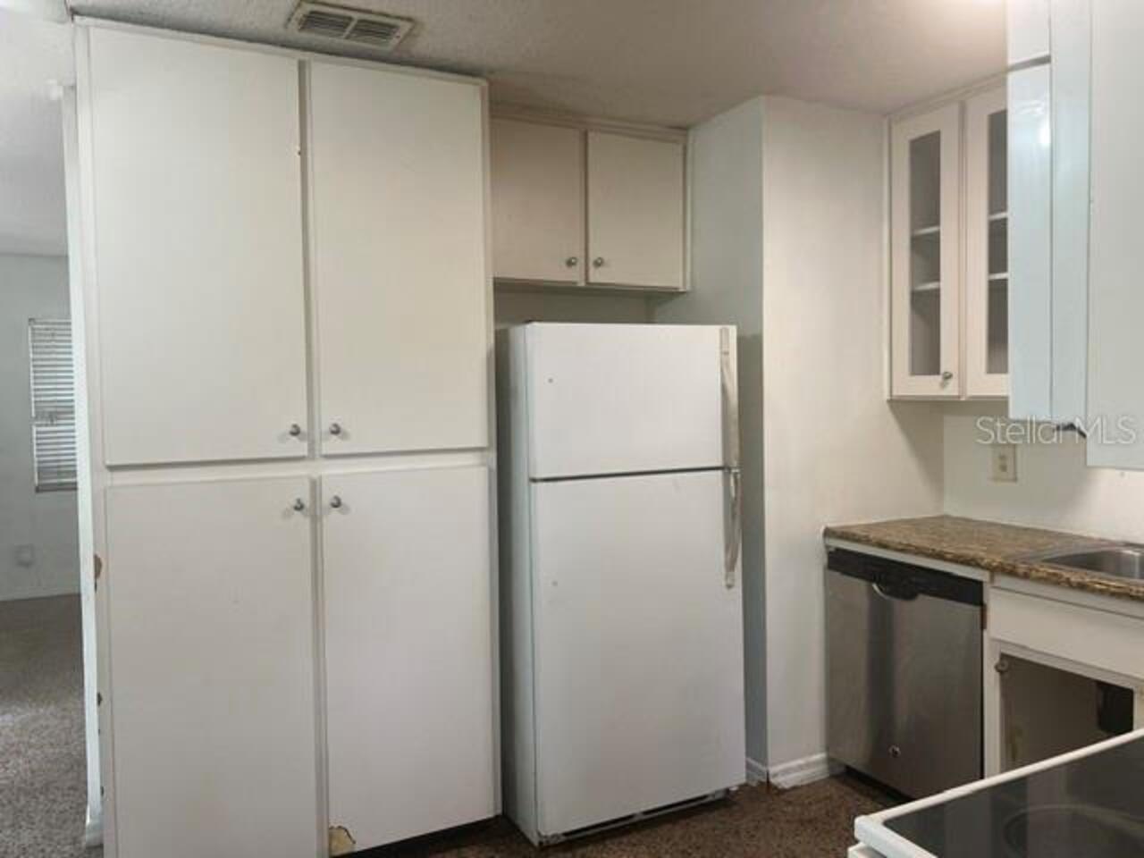 Listing Photo 10