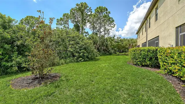 Listing Photo 34