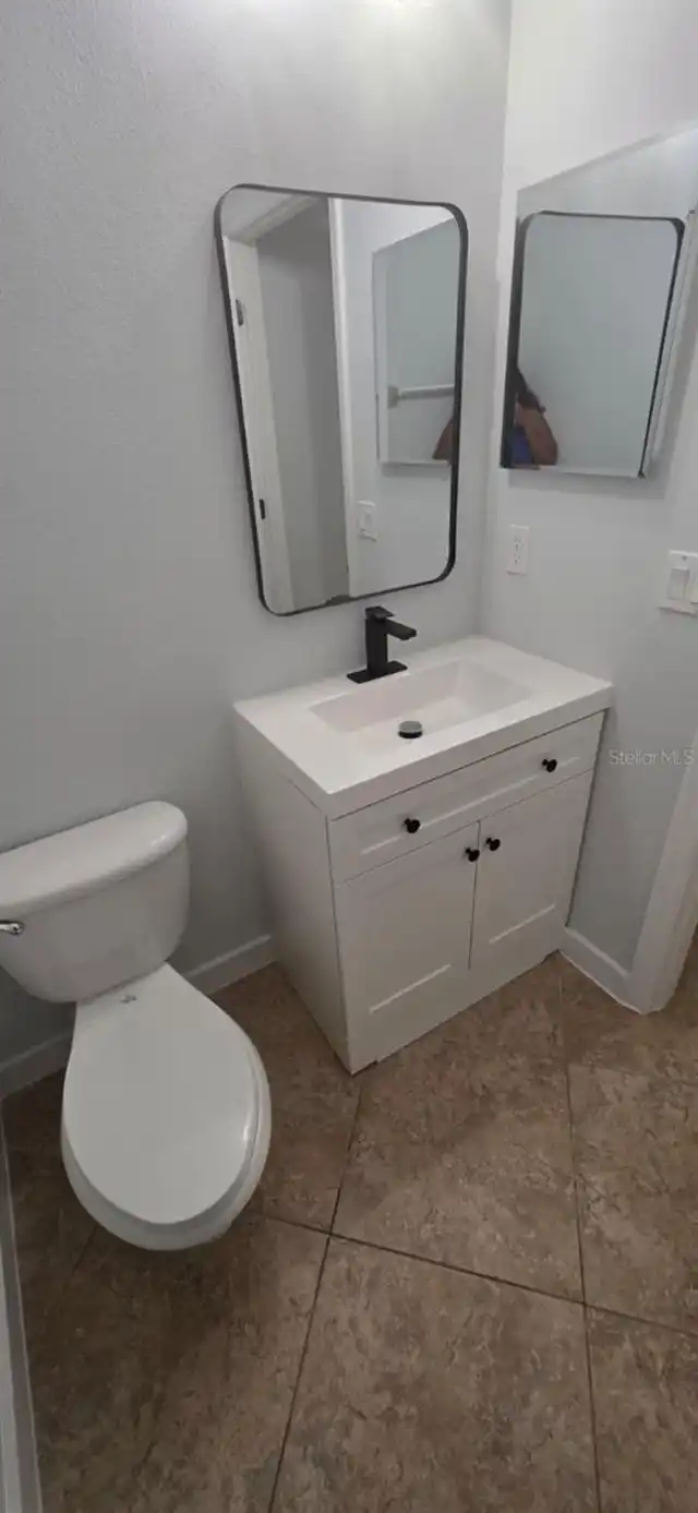 Listing Photo 8