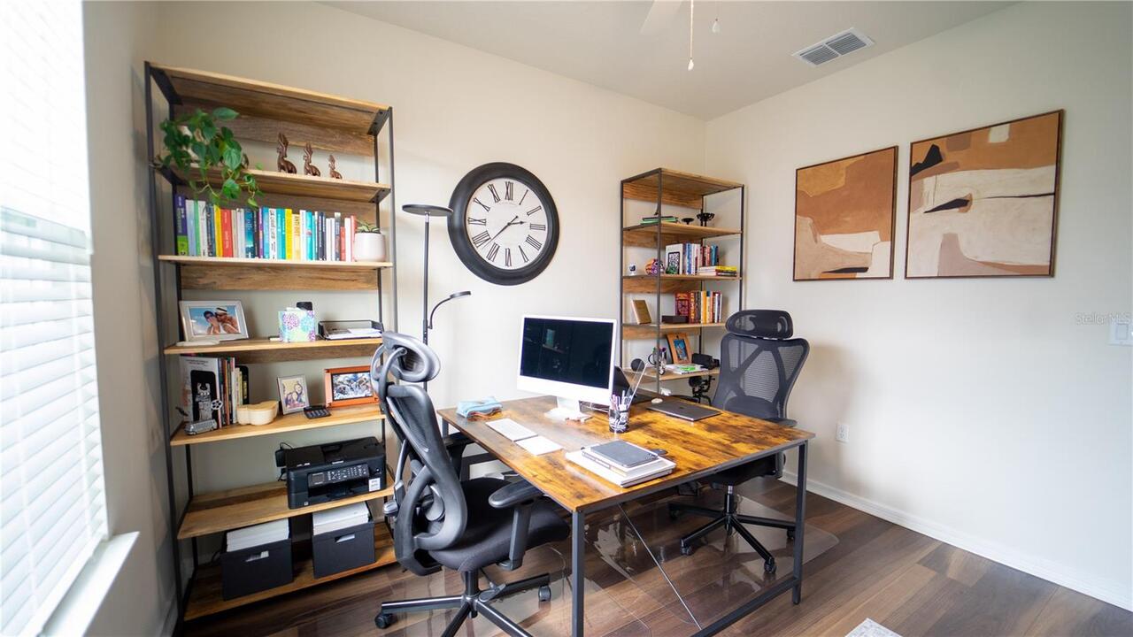 Listing Photo 12