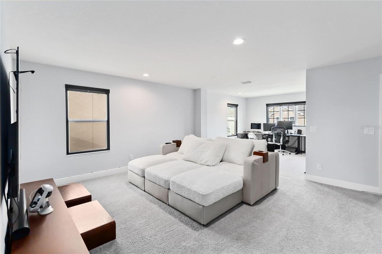 Listing Photo 19