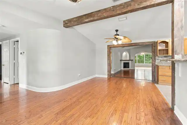 Listing Photo 13