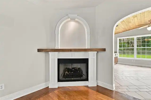 Listing Photo 18