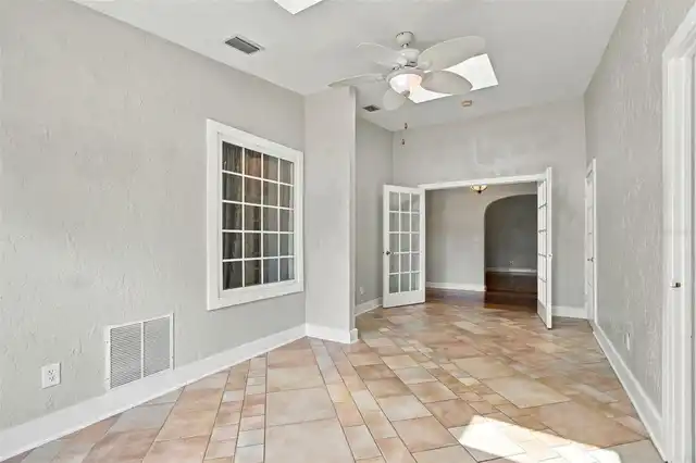 Listing Photo 38