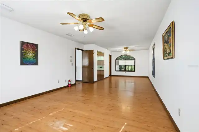 Listing Photo 37