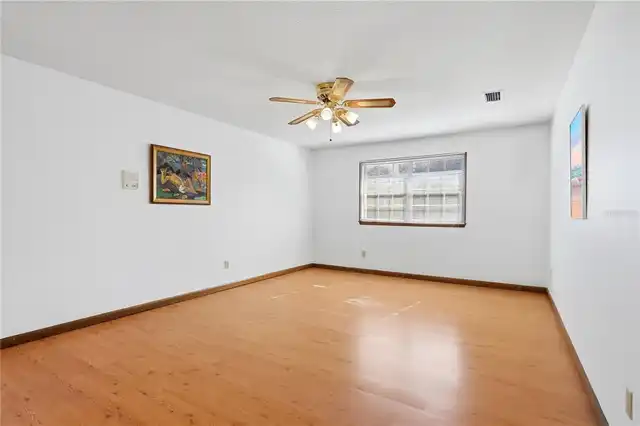 Listing Photo 38