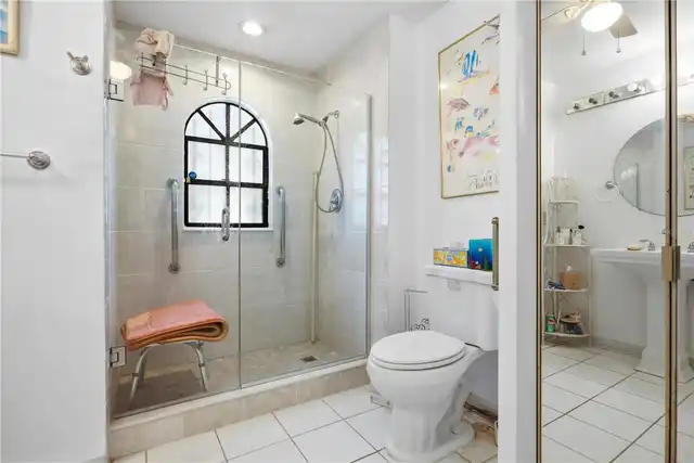 Listing Photo 46