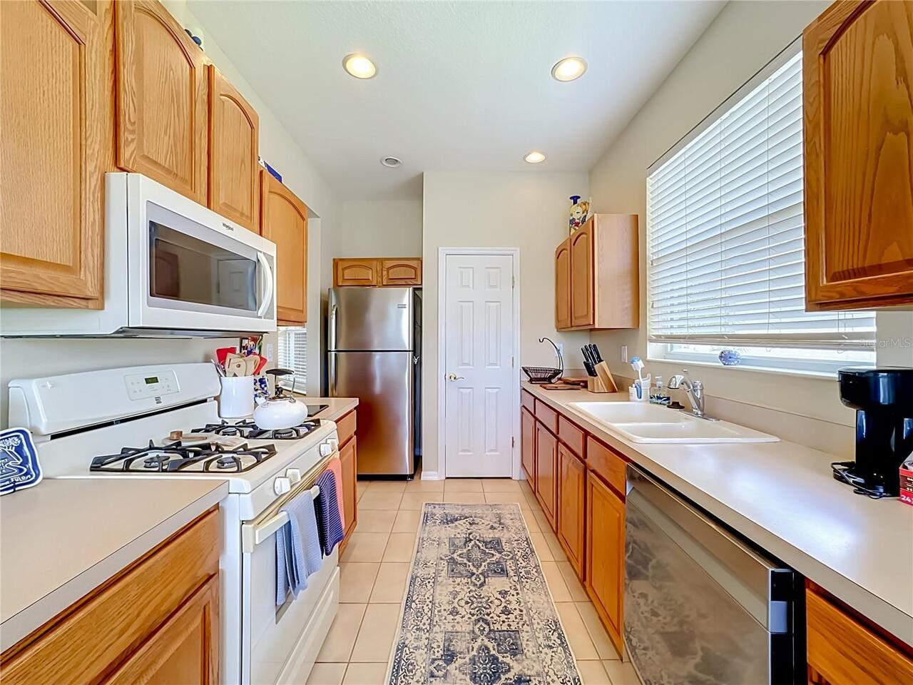 Listing Photo 6