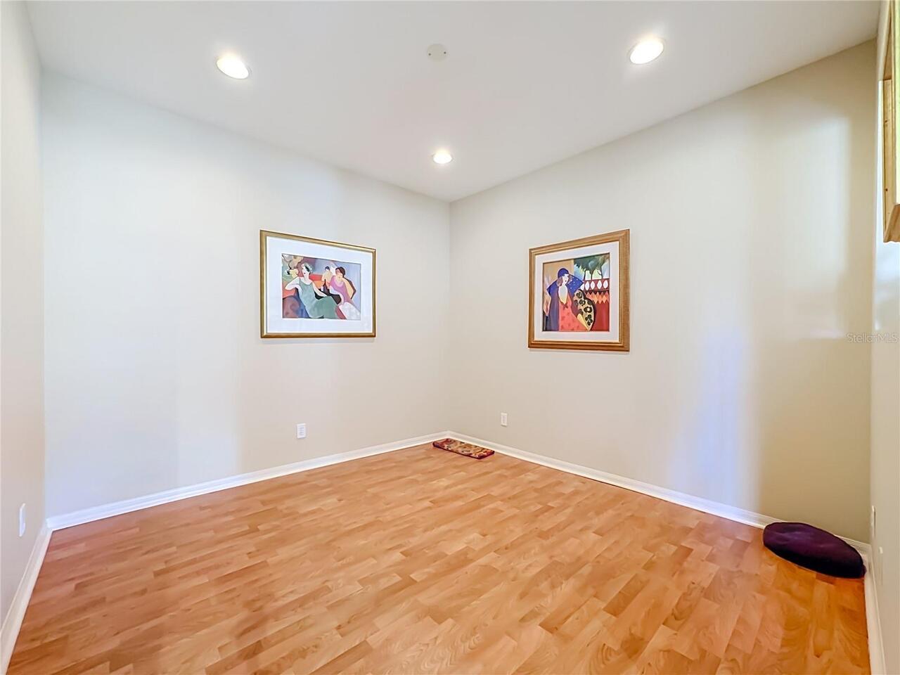 Listing Photo 20