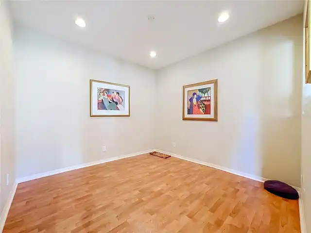 Listing Photo 20