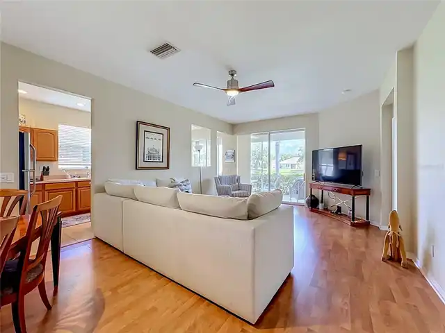 Listing Photo 24