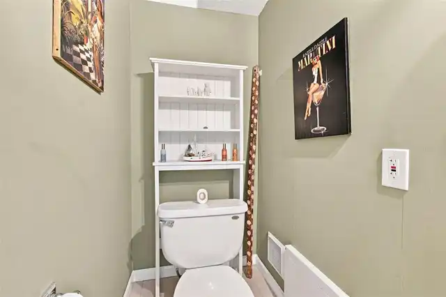 Listing Photo 14