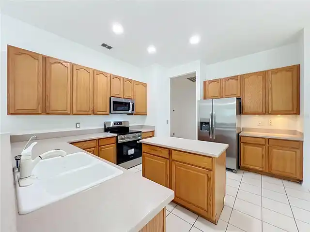 Listing Photo 21