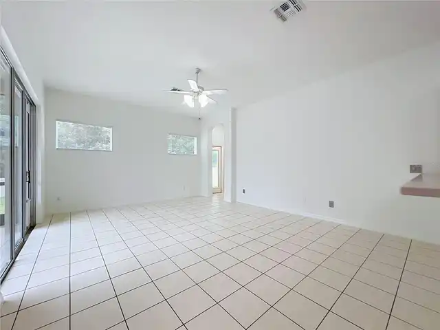 Listing Photo 34