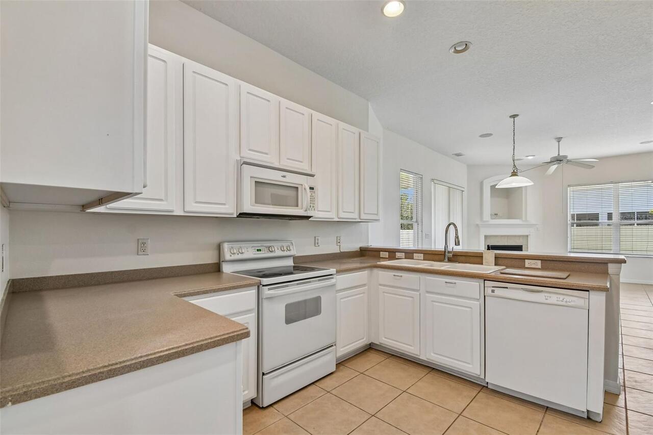 Listing Photo 17