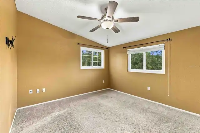 Listing Photo 33