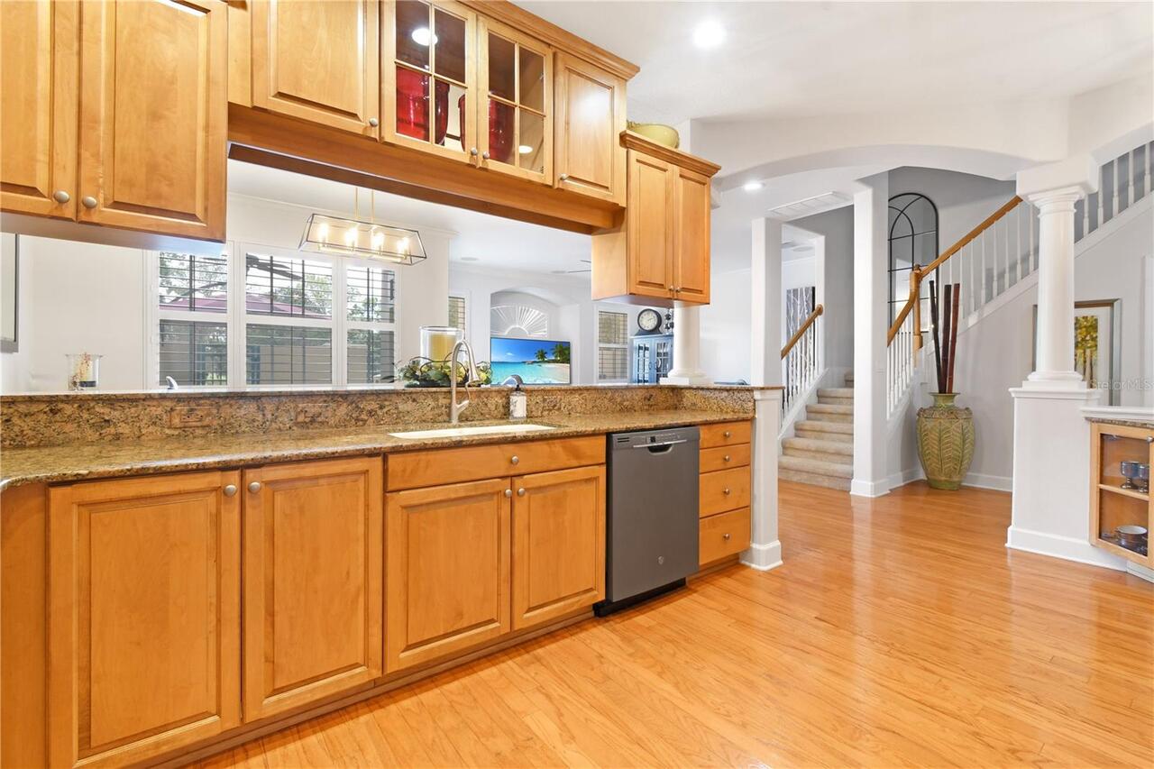 Listing Photo 8
