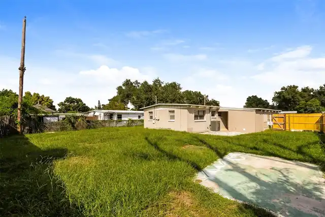 Listing Photo 16