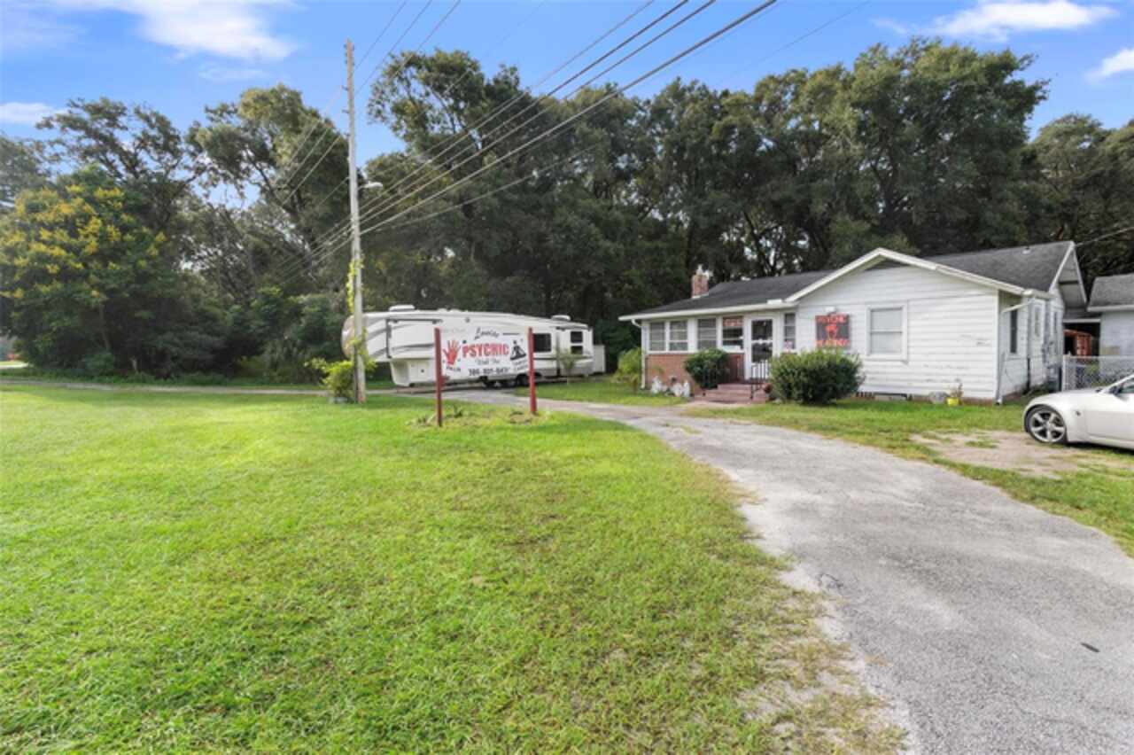 Listing Photo 16