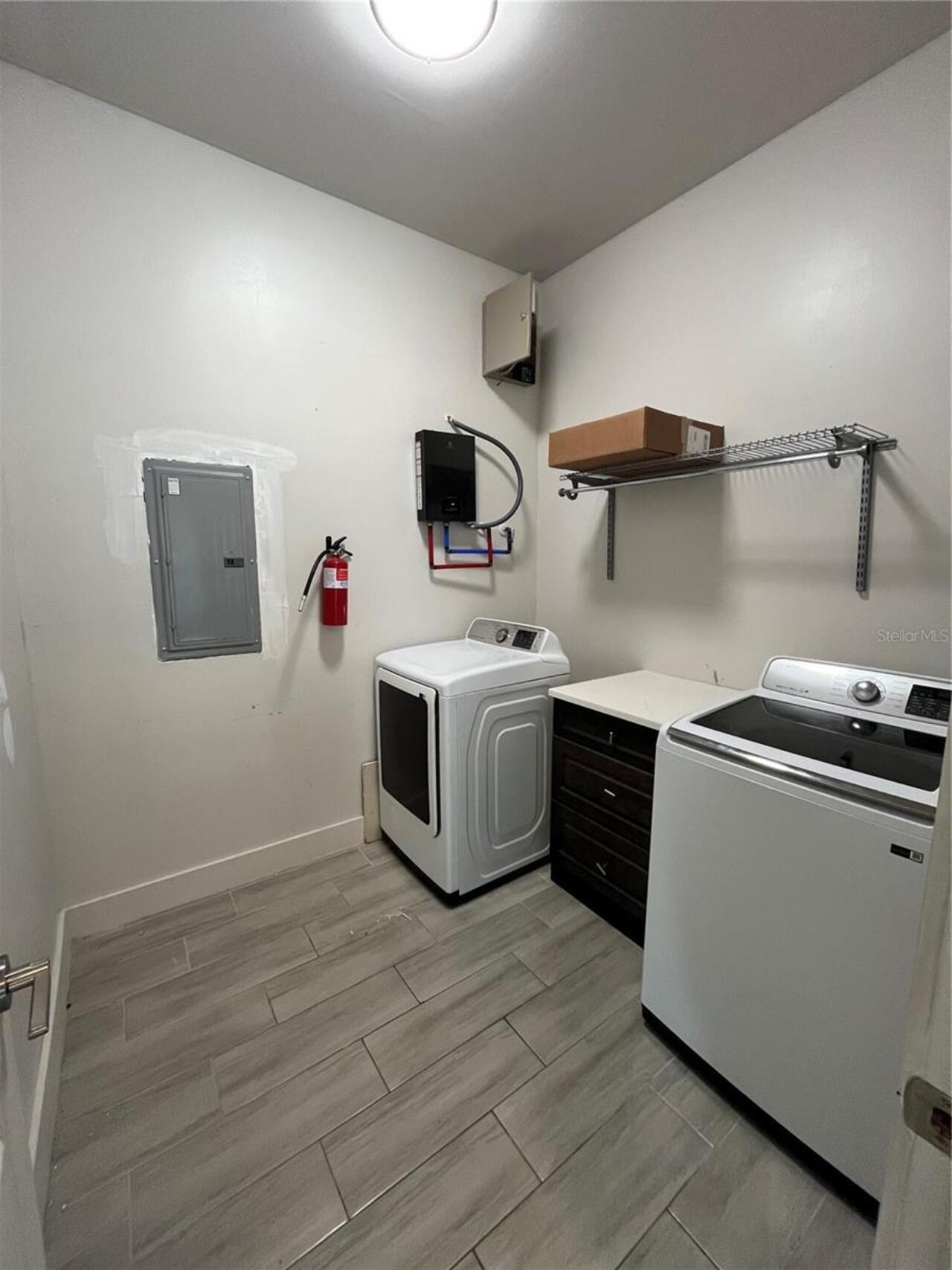Listing Photo 8