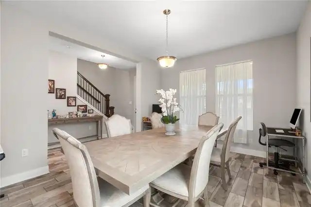 Listing Photo 8