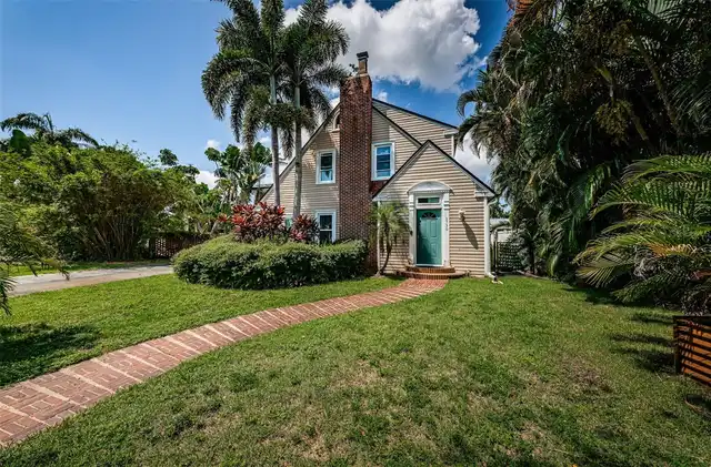 Listing Photo 4