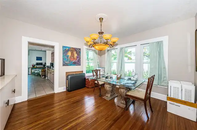 Listing Photo 14