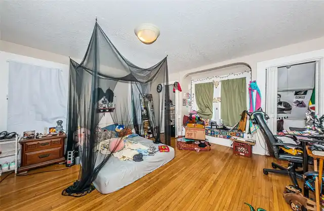 Listing Photo 32