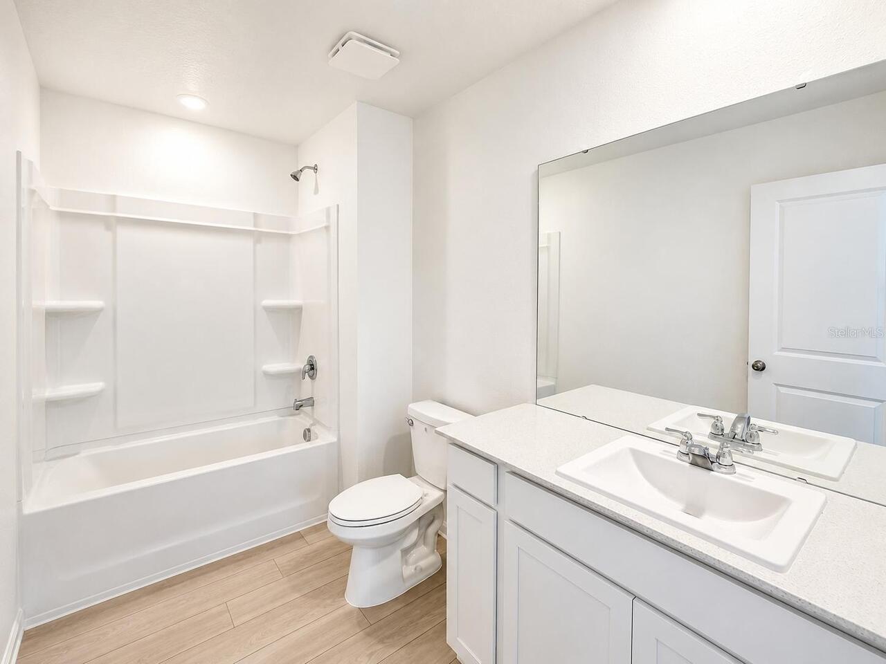 Listing Photo 18
