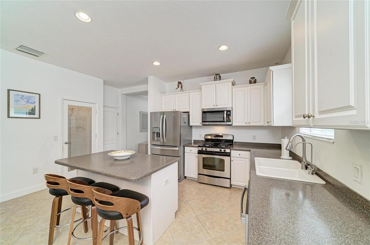Listing Photo 15