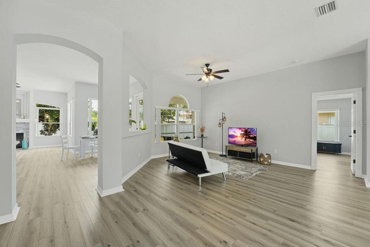 Listing Photo 7