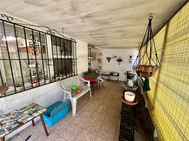 Listing Photo 10