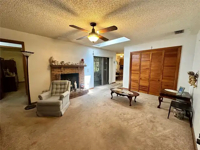 Listing Photo 19