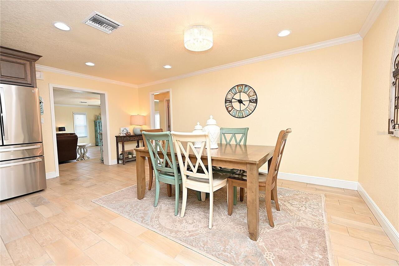 Listing Photo 16