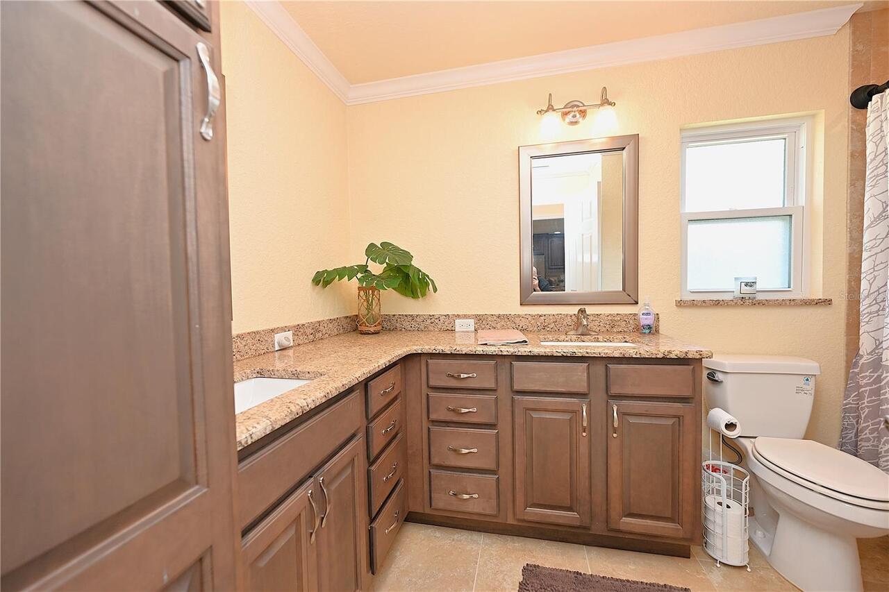 Listing Photo 37