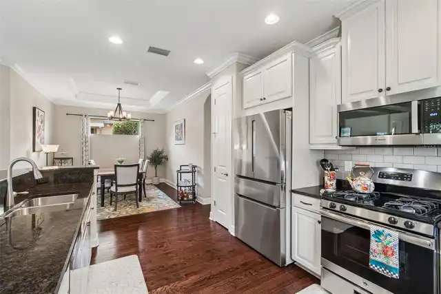 Listing Photo 19