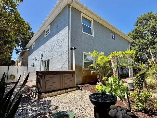 Listing Photo 7