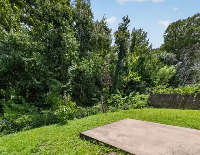 Listing Photo 22