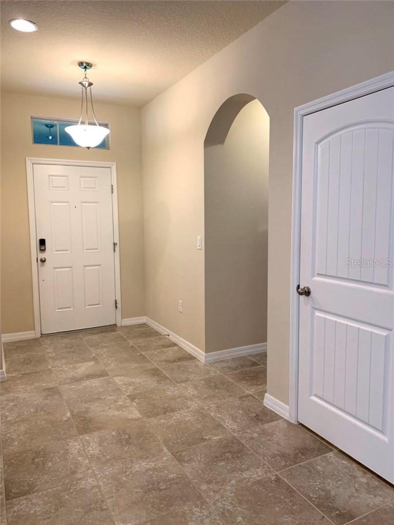 Listing Photo 7