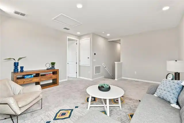 Listing Photo 15