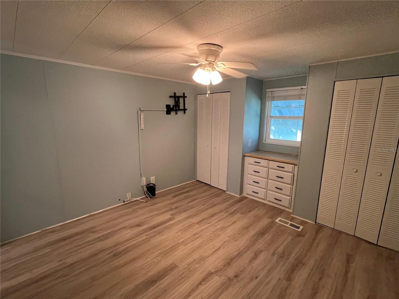 Listing Photo 28