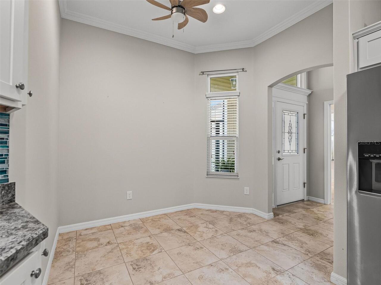 Listing Photo 16